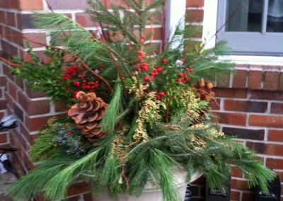 Traditional Winter container