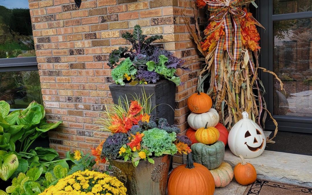 Gorgeous Fall Curb Appeal!